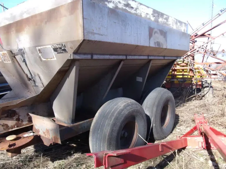 Tyler 6 Ton Spreader - Fertilizer