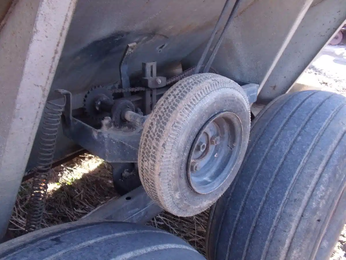 Tyler 6 Ton Spreader - Fertilizer