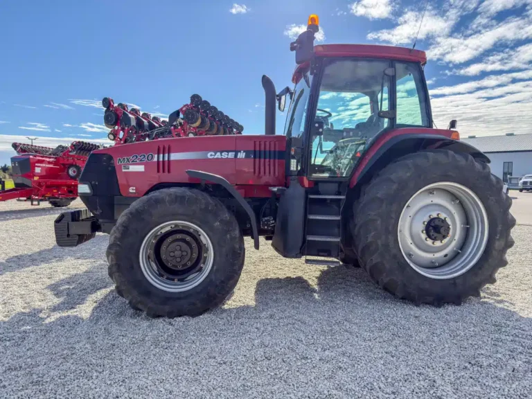2001 Case IH MX220 Tractor